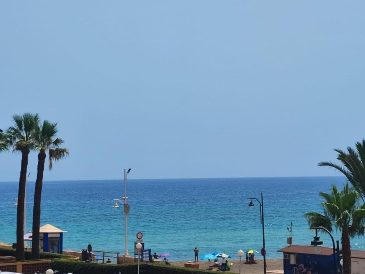 Casa Playa Guadalmar, Beautiful Apartment In Front Of The Sea, Wifi, Ac, Smart Tv, Private Parking Málaga Extérieur photo