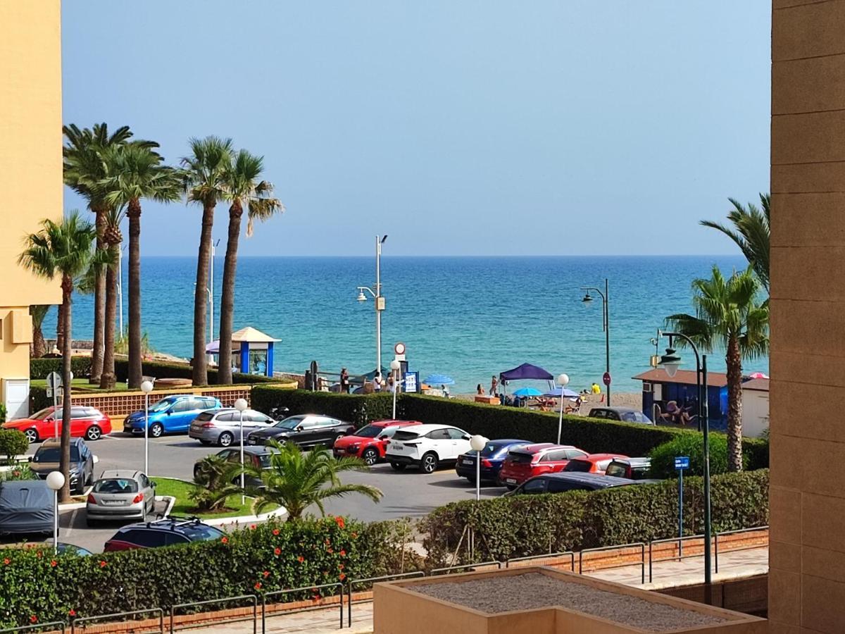 Casa Playa Guadalmar, Beautiful Apartment In Front Of The Sea, Wifi, Ac, Smart Tv, Private Parking Málaga Extérieur photo