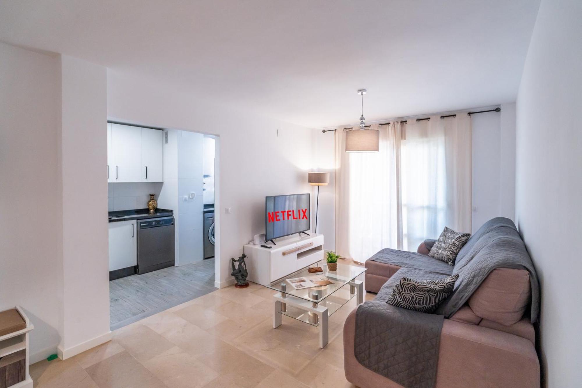 Casa Playa Guadalmar, Beautiful Apartment In Front Of The Sea, Wifi, Ac, Smart Tv, Private Parking Málaga Extérieur photo
