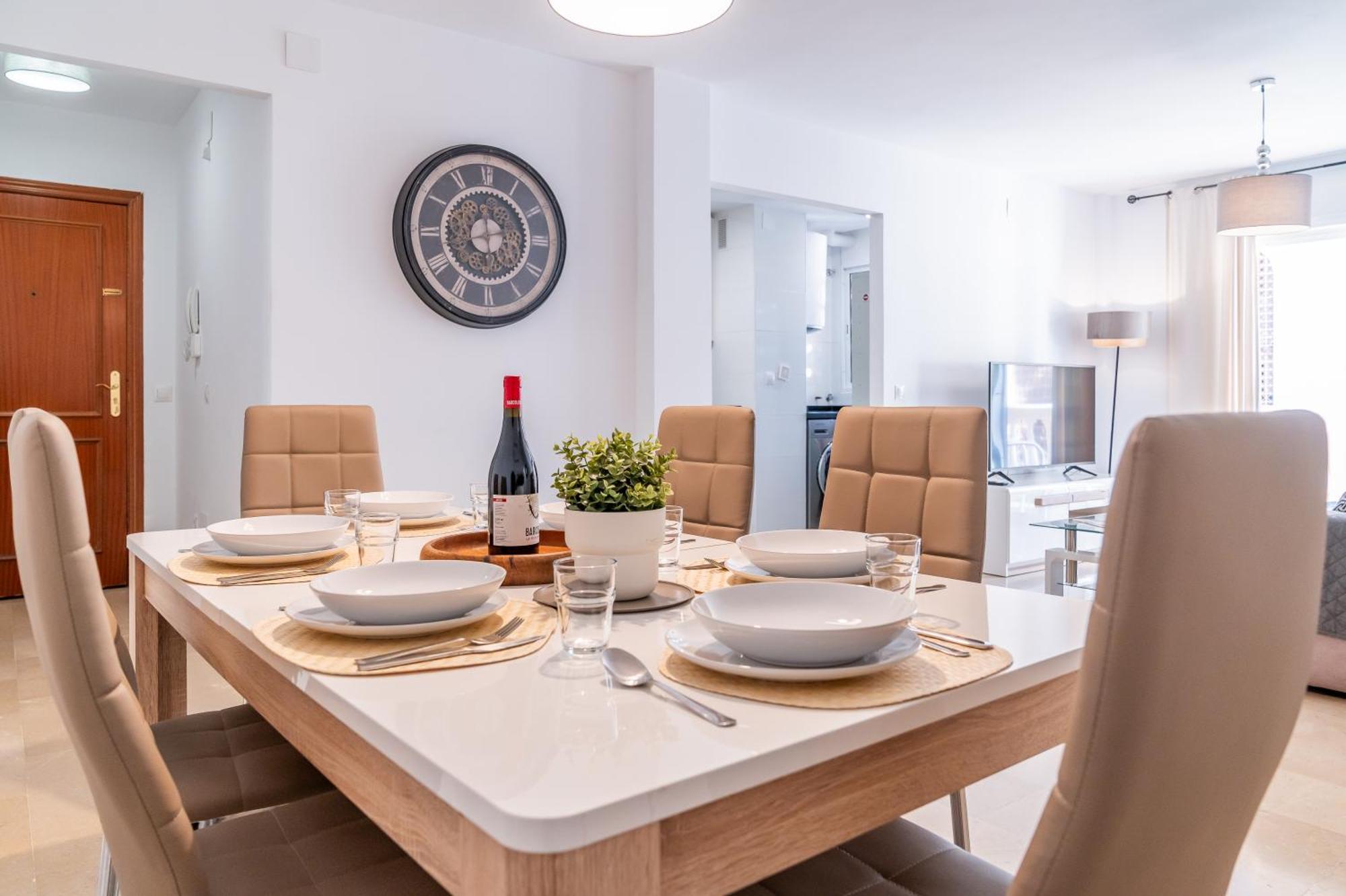 Casa Playa Guadalmar, Beautiful Apartment In Front Of The Sea, Wifi, Ac, Smart Tv, Private Parking Málaga Extérieur photo