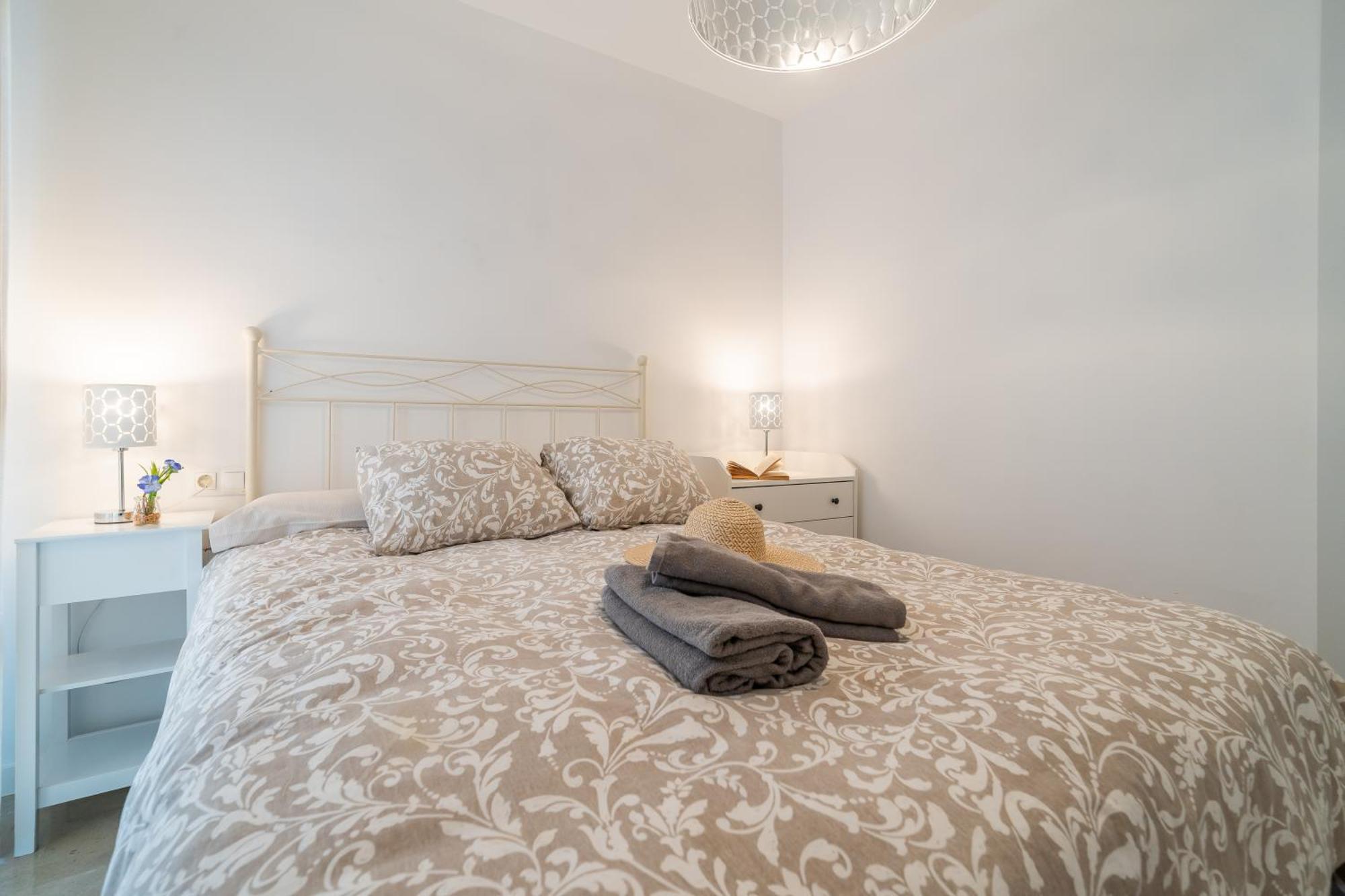 Casa Playa Guadalmar, Beautiful Apartment In Front Of The Sea, Wifi, Ac, Smart Tv, Private Parking Málaga Extérieur photo