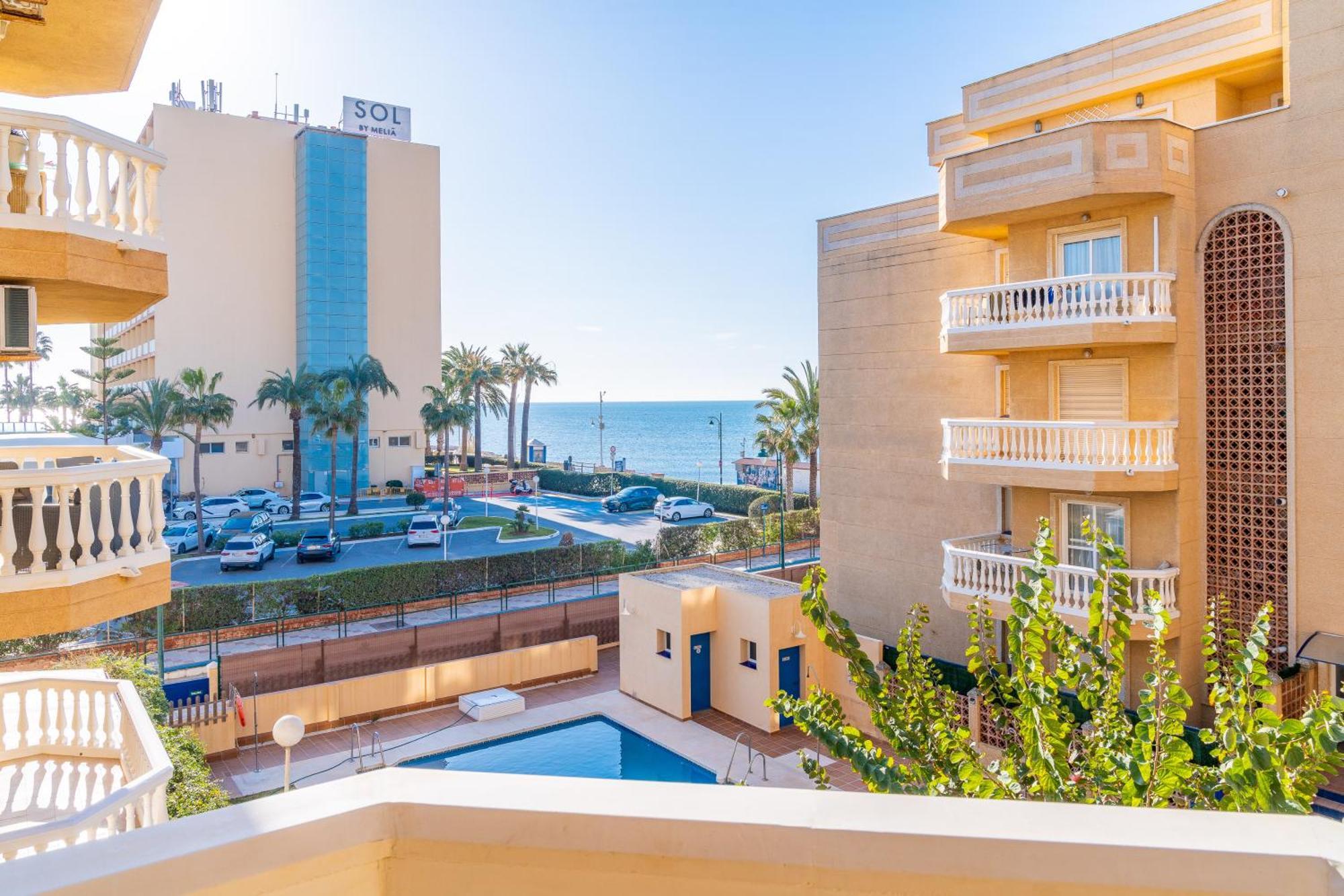 Casa Playa Guadalmar, Beautiful Apartment In Front Of The Sea, Wifi, Ac, Smart Tv, Private Parking Málaga Extérieur photo